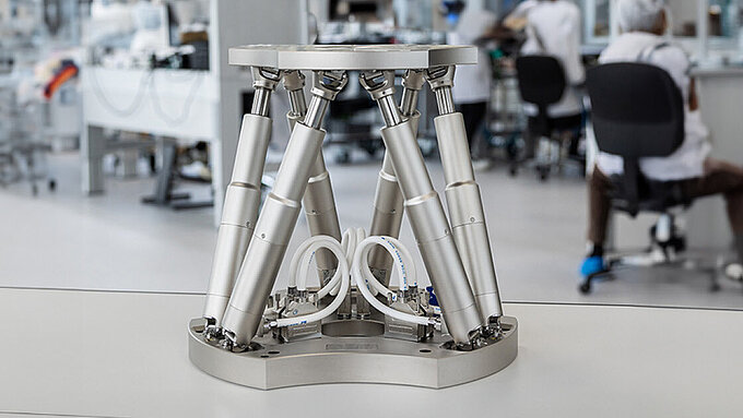 Physik Instrumente Hexapod Production